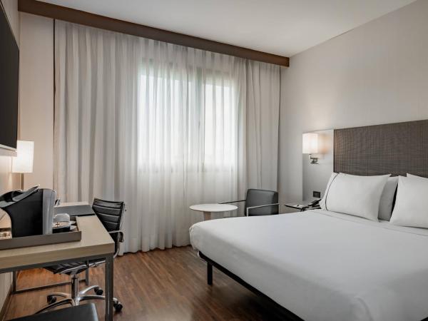 AC Hotel Bologna by Marriott : photo 1 de la chambre chambre lit king-size standard plus avec 1 lit king-size