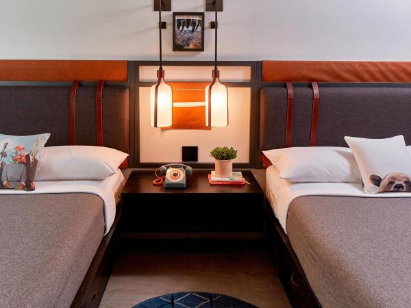 MOXY Denver Cherry Creek : photo 5 de la chambre chambre double - vue sur montagne