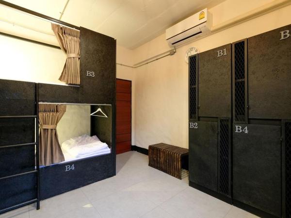 Salee Hostel : photo 4 de la chambre lit dans dortoir mixte de 6 lits