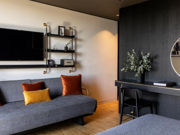 The Modernist Athens : photo 6 de la chambre chambre familiale avec balcon