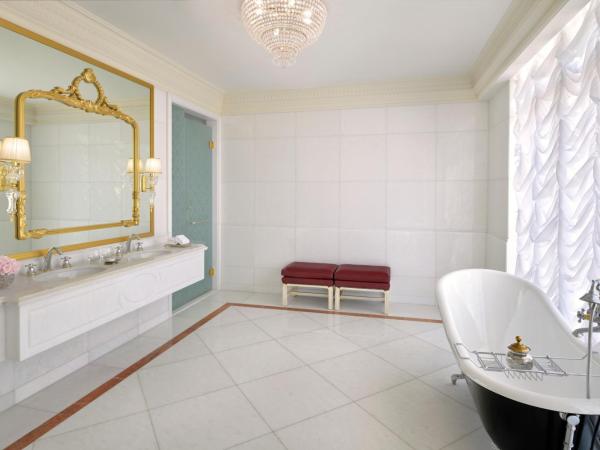 Raffles The Palm : photo 3 de la chambre chambre club premium avec terrasse et accès au salon