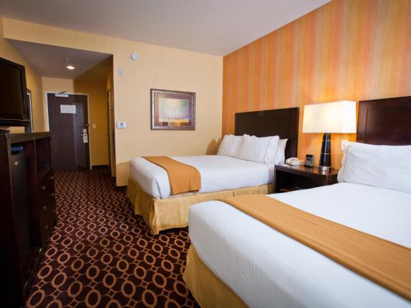 Holiday Inn Express & Suites Sacramento NE Cal Expo, an IHG Hotel : photo 3 de la chambre chambre standard avec 2 lits queen-size