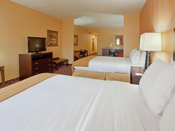 Holiday Inn Express & Suites Sacramento NE Cal Expo, an IHG Hotel : photo 3 de la chambre suite 2 chambres - adaptée aux personnes malentendantes