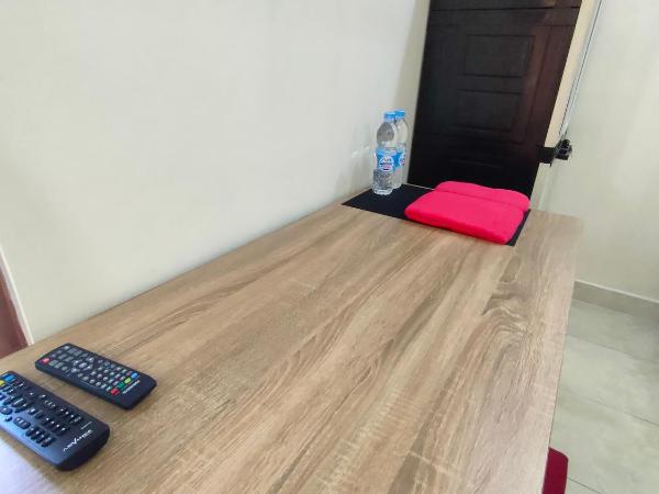 LAISSYA GUEST HOUSE YOGYAKARTA : photo 5 de la chambre chambre lit king-size standard