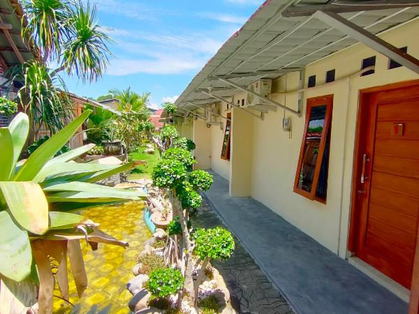 LAISSYA GUEST HOUSE YOGYAKARTA : photo 1 de la chambre chambre lit king-size standard