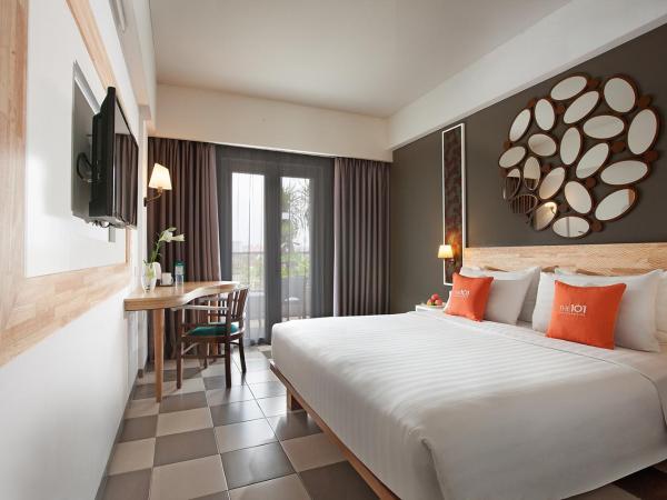 THE 1O1 Yogyakarta Tugu : photo 3 de la chambre deluxe double or twin room balcony with pool view