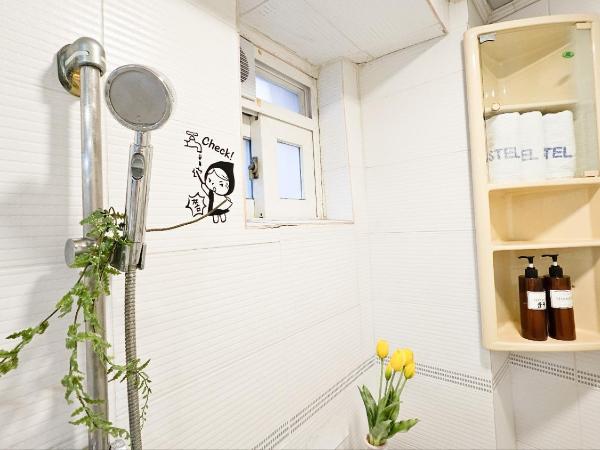 Miju Hostel : photo 5 de la chambre chambre double avec salle de bains privative