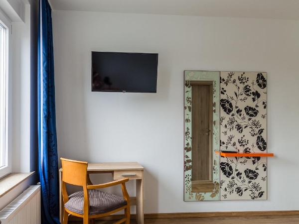 Pension für Monteure in Leipzig : photo 4 de la chambre chambre simple avec salle de bains privative