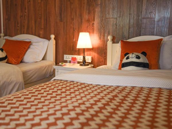 Chengdu Mix Hostel Courtyard Poshpacker (Wenshu Monastery) : photo 3 de la chambre chambre lits jumeaux confort