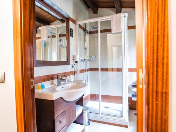 Hotel Alda Bonaval : photo 3 de la chambre chambre double ou lits jumeaux standard