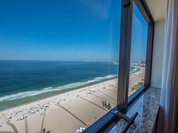 Hilton Copacabana Rio de Janeiro : photo 1 de la chambre chambre lit king-size côté océan - vue sur océan