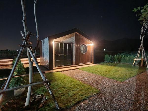 ฉันรักเธอ โฮมสเตย์ at กาญจนบุรี : photo 4 de la chambre villa deluxe