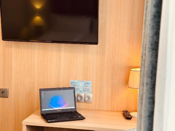 NP Hotel Königshof : photo 2 de la chambre chambre simple