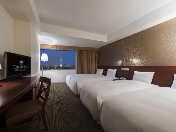Tobu Hotel Levant Tokyo : photo 3 de la chambre chambre quadruple - vue sur tokyo skytree - non-fumeurs