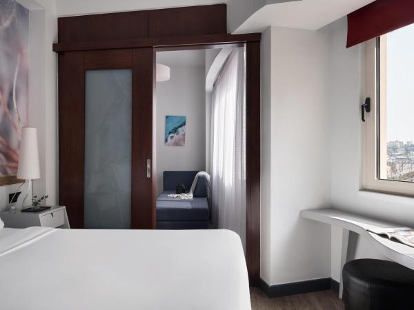 Lato Boutique Hotel : photo 2 de la chambre chambre triple supérieure