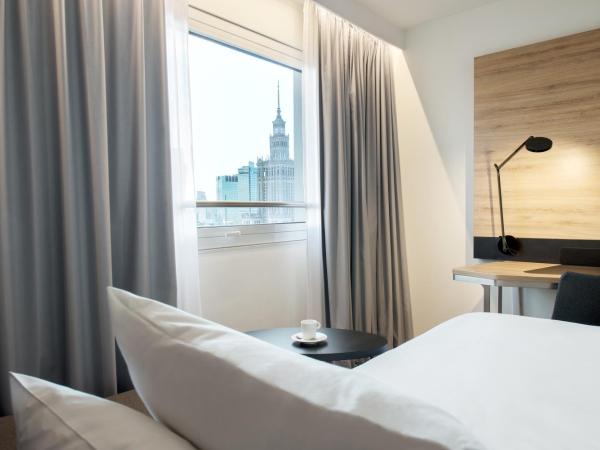 Novotel Warszawa Centrum : photo 3 de la chambre chambre lits jumeaux exécutive