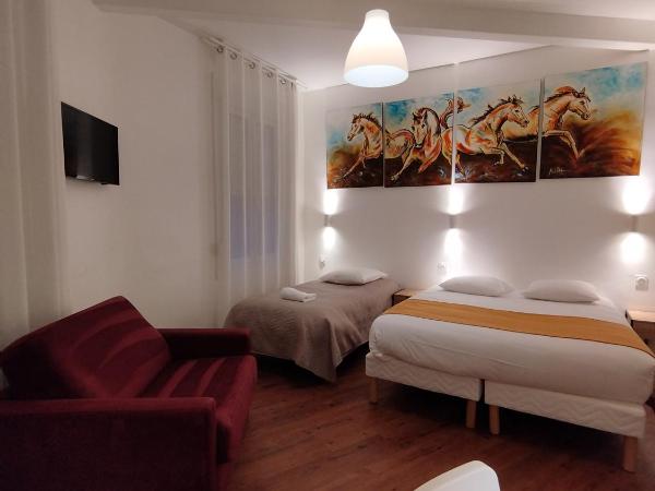 The Originals Access, Hotel Le Canter Saumur : photo 6 de la chambre chambre triple