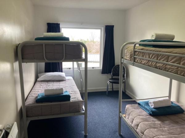 Hampshire Holiday Parks - Queenstown Lakeview : photo 1 de la chambre studio 1 chambre