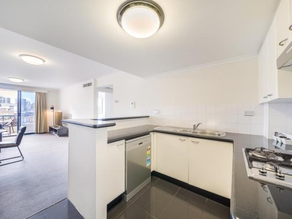 Oaks Sydney Castlereagh Suites : photo 4 de la chambre appartement 1 chambre - vue sur ville