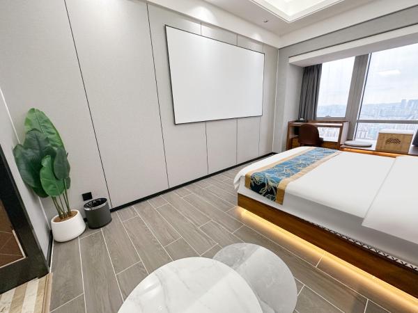 Xingyin Cloudy Hotel Guangzhou Changgang Subway Station - Free Shuttle Bus to Canton Fair Complex During Canton Fair Period : photo 6 de la chambre chambre king-size de luxe - vue sur la ville