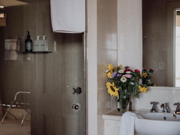 Grande Vue Hotel : photo 7 de la chambre classic queen room with water views