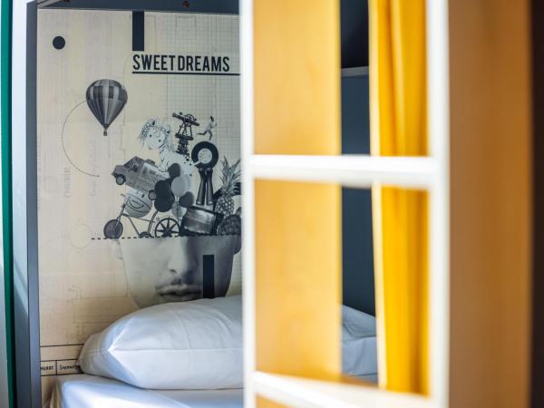 The People - Strasbourg : photo 3 de la chambre lit dans dortoir mixte de 6 lits