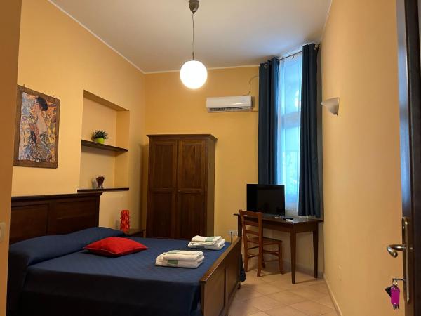 SLEEPIN Montesanto : photo 2 de la chambre chambre double avec salle de bains privative