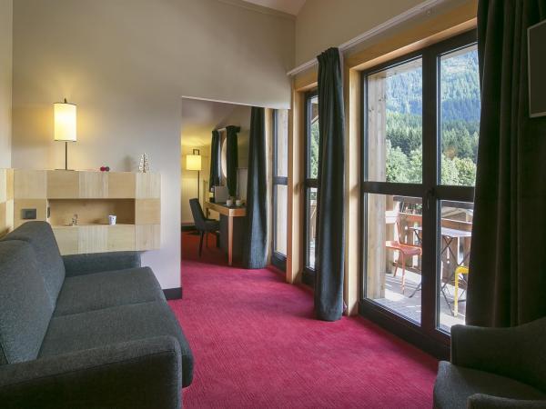 Excelsior Chamonix Hôtel & Spa : photo 5 de la chambre suite lit queen-size avec balcon