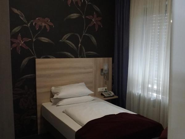 Hotel Senator München : photo 1 de la chambre chambre simple