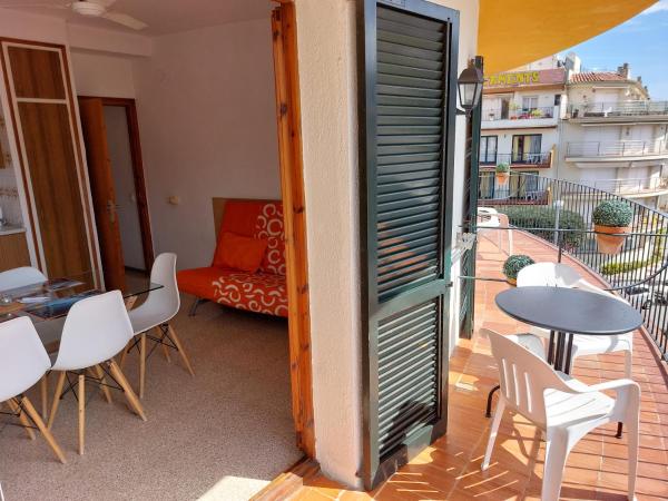 Apartamentos El Sol : photo 3 de la chambre appartement 2 chambres (4-6 adultes)