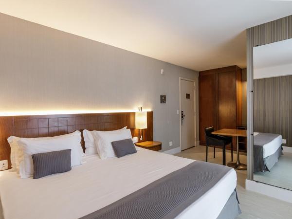 Promenade Palladium Leblon : photo 7 de la chambre chambre double de luxe - vue sur rue