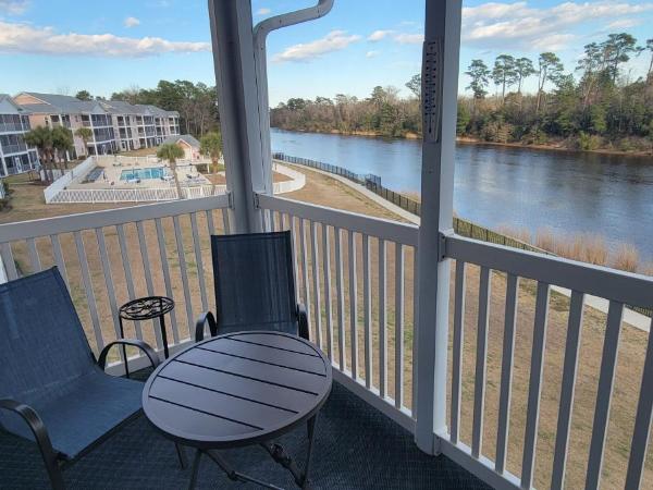 Myrtle Beach Waterway Getaway : photo 2 de la chambre appartement
