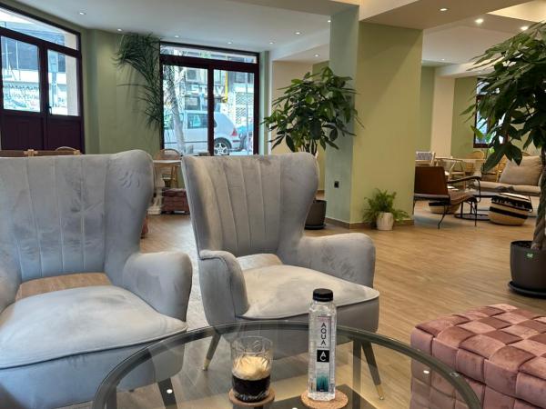 The Maroon Bottle Luxury Suites : photo 4 de la chambre chambre simple deluxe avec balcon