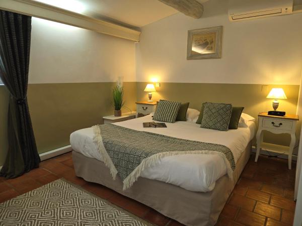 Hotel Mas De Cure Bourse : photo 1 de la chambre chambre comfort double