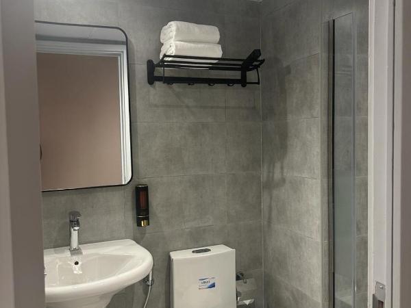 SKY PARK HOTEL : photo 5 de la chambre chambre double standard