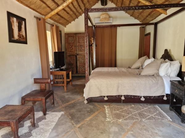Manzal Lahbab (Pavillons, Bungalows, Piscine et Jardins) : photo 5 de la chambre chambre lit queen-size - vue sur piscine