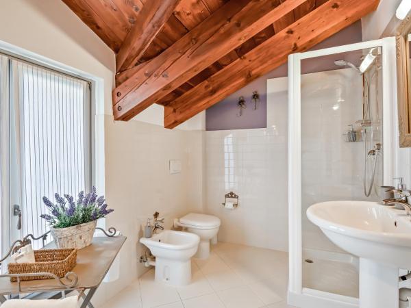 Affittacamere La Collina Degli Ulivi : photo 4 de la chambre chambre double ou lits jumeaux