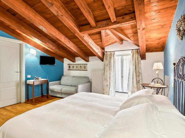 Affittacamere La Collina Degli Ulivi : photo 4 de la chambre chambre triple classique