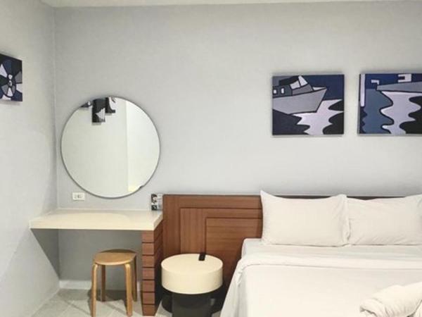 Siri Hotel Phuket : photo 2 de la chambre chambre double supérieure