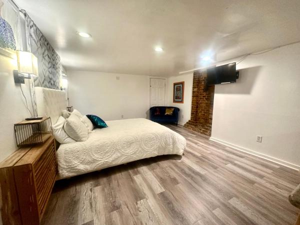 Magazine Mansion : photo 2 de la chambre suite deluxe avec baignoire spa