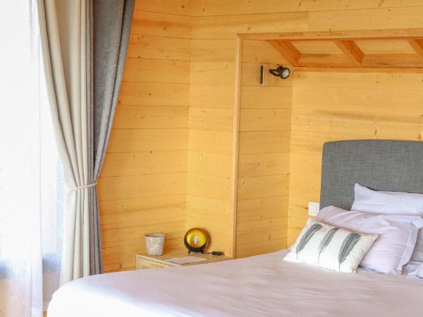 Le Domaine de La Tour des Vents : photo 8 de la chambre chambre double avec terrasse