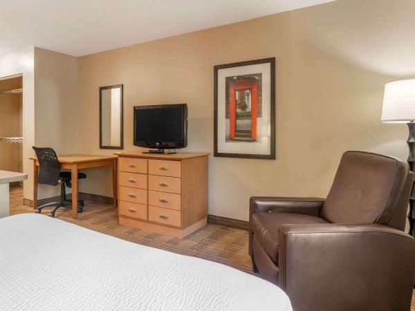 Extended Stay America Suites - Houston - Northwest - Hwy 290 - Hollister : photo 5 de la chambre studio lit queen-size - non-fumeurs