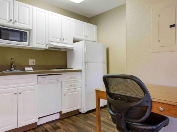 Extended Stay America Select Suites - Atlanta - Buckhead : photo 4 de la chambre studio de luxe avec 2 lits queen-size – non-fumeurs