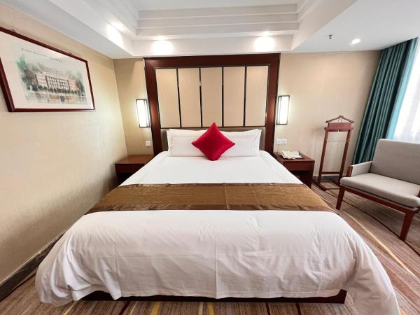 Skyline Plaza Hotel Guangzhou : photo 2 de la chambre chambre lit queen-size premium