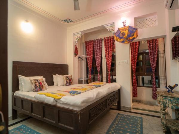 Soham Haveli Udaipur : photo 2 de la chambre chambre double – vue sur lac