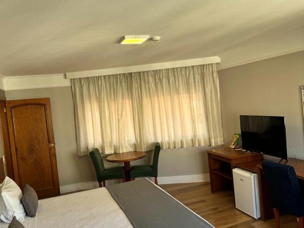 Hotel Trianon Paulista : photo 9 de la chambre chambre supérieure lit queen-size