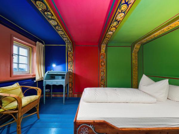 Ristorante e Pensione La Campagnola : photo 1 de la chambre chambre double (1 adulte et 1 enfant)