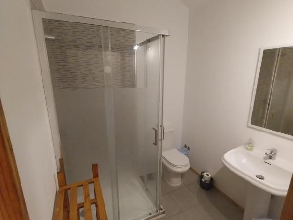 Supertubos Beach Hostel : photo 9 de la chambre chambre quadruple