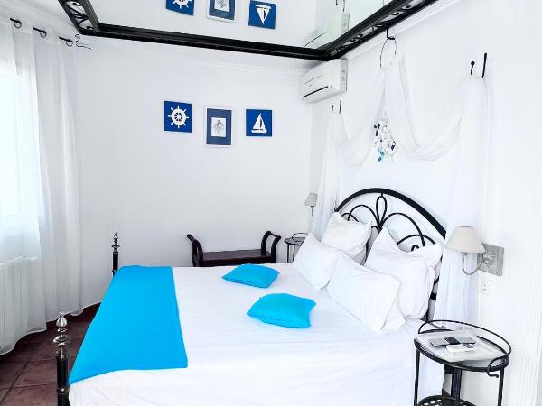 Atalaya Boutique : photo 3 de la chambre chambre double romantique avec terrasse - vue sur mer