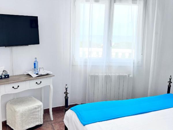 Atalaya Boutique : photo 4 de la chambre chambre double romantique avec terrasse - vue sur mer